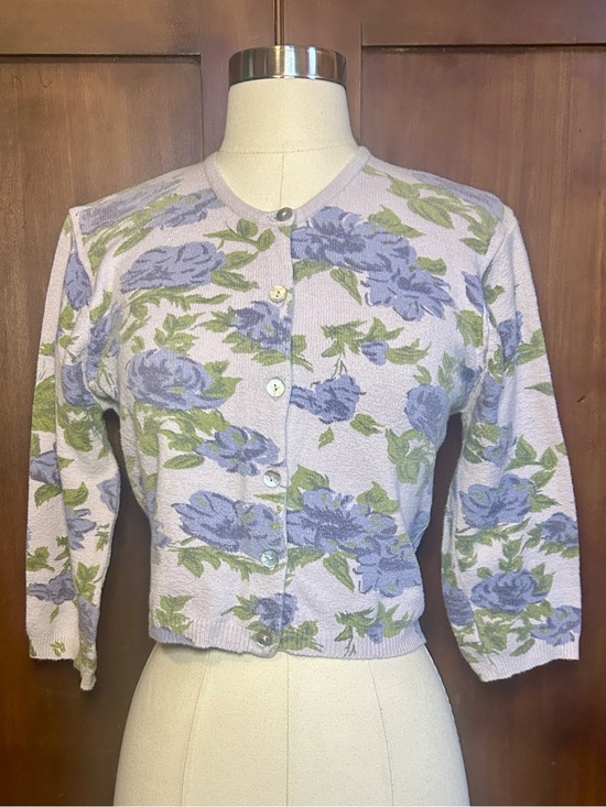 Moda International Sweaters - Vintage Knit Cardigan in Soft Lavender Floral